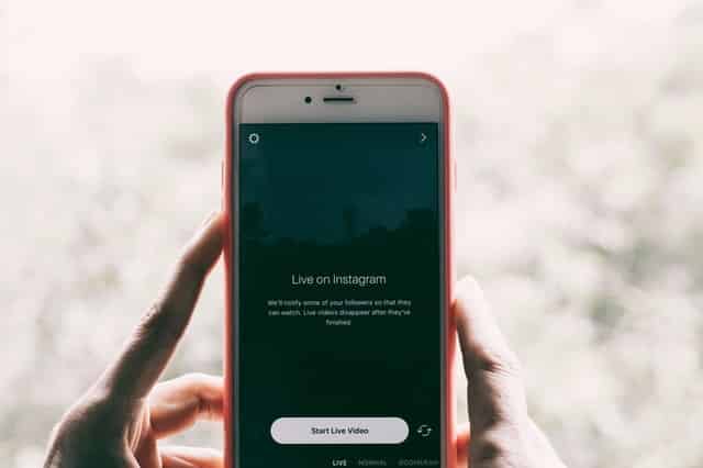 如何使用故事增加Instagram的參與